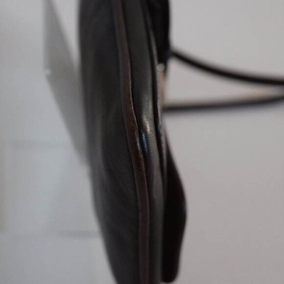 Coach Black Leather Wristlet With Brown Trim - Picture 11 of 15